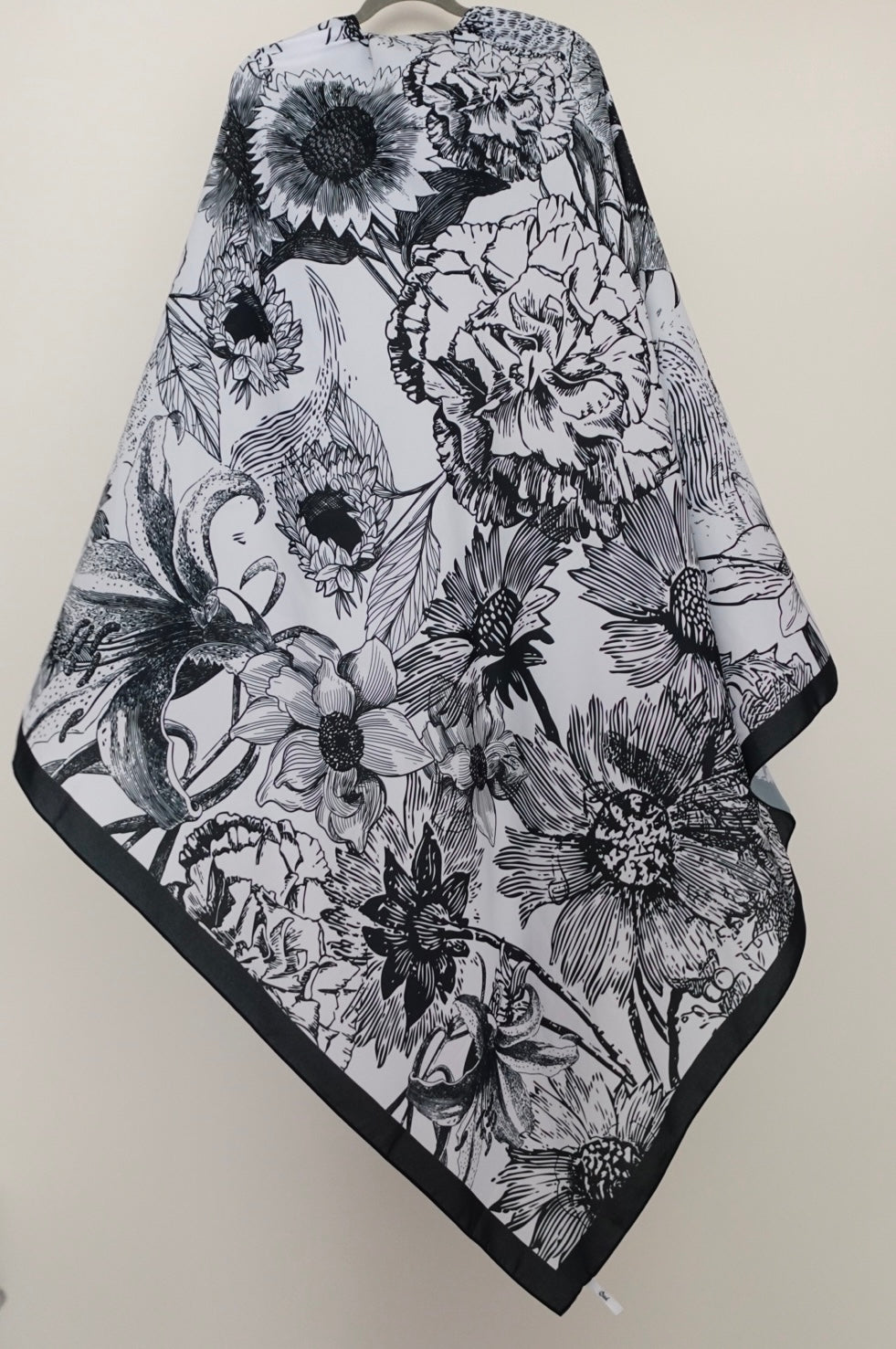 Midnight Garden - Black