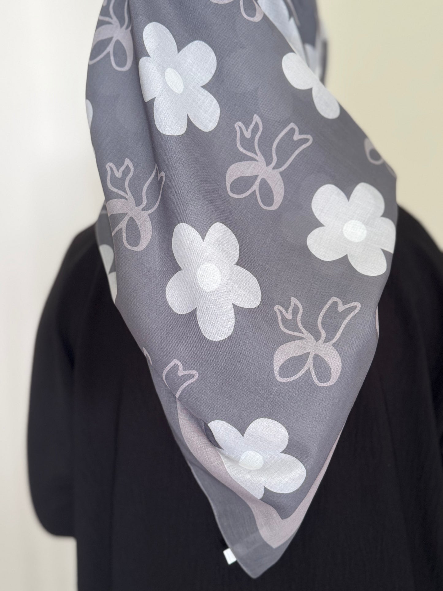 Hayaa Wrap (Grey)